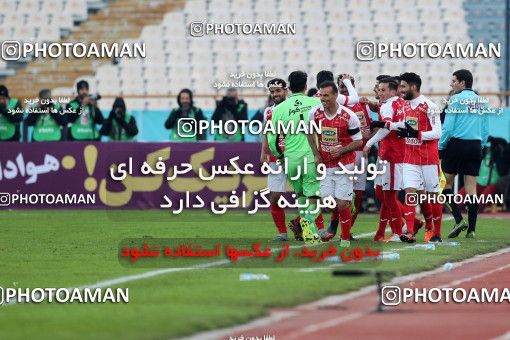 1020598, Tehran, [*parameter:4*], لیگ برتر فوتبال ایران، Persian Gulf Cup، Week 22، Second Leg، Persepolis 2 v 0 Sepahan on 2018/02/02 at Azadi Stadium