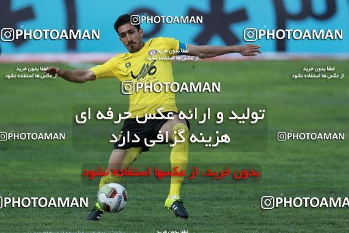 1139767, Tehran, [*parameter:4*], Iran Pro League، Persian Gulf Cup، 2017-18 season، Second Leg، Week 24، Naft Tehran ۱ v ۱ Sanat Naft Abadan on 2018/02/23 at Takhti Stadium