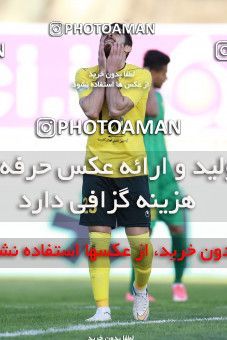 1140017, Tehran, [*parameter:4*], Iran Pro League، Persian Gulf Cup، 2017-18 season، Second Leg، Week 24، Naft Tehran ۱ v ۱ Sanat Naft Abadan on 2018/02/23 at Takhti Stadium