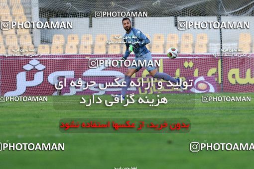 1079908, Tehran, [*parameter:4*], Iran Pro League، Persian Gulf Cup، 2017-18 season، Second Leg، Week 24، Naft Tehran v Sanat Naft Abadan on 2018/02/23 at Takhti Stadium  / ([*parameter:140*] - [*parameter:139*]) (11)