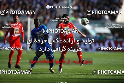 1069249, Tehran, Iran, لیگ برتر فوتبال ایران، Persian Gulf Cup، Week 25، Second Leg، Esteghlal 1 v 0 Persepolis on 2018/03/01 at Azadi Stadium