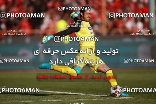 1069282, Tehran, Iran, لیگ برتر فوتبال ایران، Persian Gulf Cup، Week 25، Second Leg، Esteghlal 1 v 0 Persepolis on 2018/03/01 at Azadi Stadium