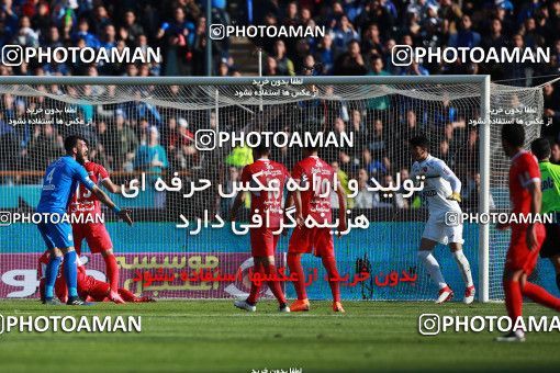1069354, Tehran, Iran, لیگ برتر فوتبال ایران، Persian Gulf Cup، Week 25، Second Leg، Esteghlal 1 v 0 Persepolis on 2018/03/01 at Azadi Stadium