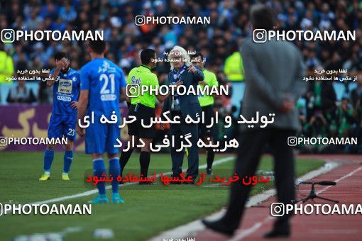 1069679, Tehran, Iran, لیگ برتر فوتبال ایران، Persian Gulf Cup، Week 25، Second Leg، Esteghlal 1 v 0 Persepolis on 2018/03/01 at Azadi Stadium