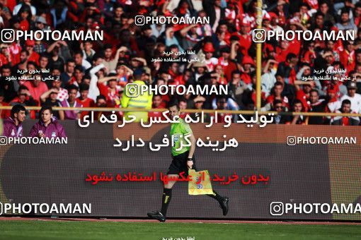 1069445, Tehran, Iran, لیگ برتر فوتبال ایران، Persian Gulf Cup، Week 25، Second Leg، Esteghlal 1 v 0 Persepolis on 2018/03/01 at Azadi Stadium