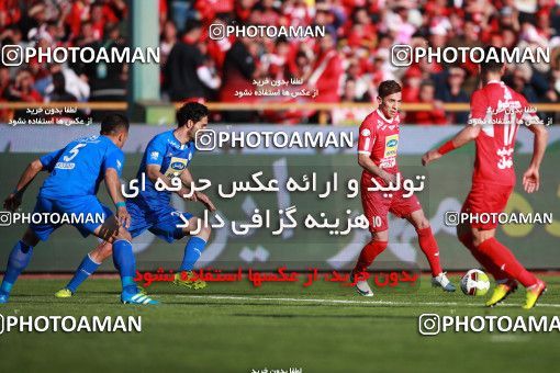 1069212, Tehran, Iran, لیگ برتر فوتبال ایران، Persian Gulf Cup، Week 25، Second Leg، Esteghlal 1 v 0 Persepolis on 2018/03/01 at Azadi Stadium