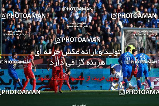 1069539, Tehran, Iran, لیگ برتر فوتبال ایران، Persian Gulf Cup، Week 25، Second Leg، Esteghlal 1 v 0 Persepolis on 2018/03/01 at Azadi Stadium