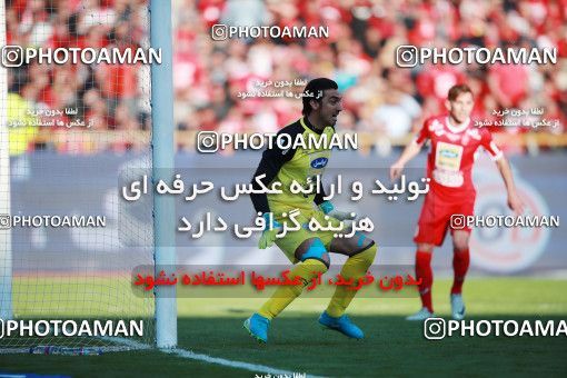 1069416, Tehran, Iran, لیگ برتر فوتبال ایران، Persian Gulf Cup، Week 25، Second Leg، Esteghlal 1 v 0 Persepolis on 2018/03/01 at Azadi Stadium