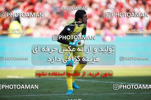 1069226, Tehran, Iran, لیگ برتر فوتبال ایران، Persian Gulf Cup، Week 25، Second Leg، Esteghlal 1 v 0 Persepolis on 2018/03/01 at Azadi Stadium