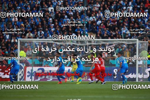 1069198, Tehran, Iran, لیگ برتر فوتبال ایران، Persian Gulf Cup، Week 25، Second Leg، Esteghlal 1 v 0 Persepolis on 2018/03/01 at Azadi Stadium