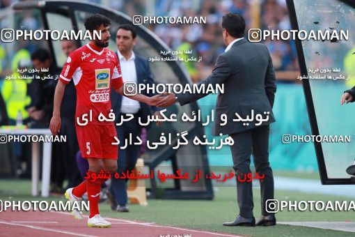 1069811, Tehran, Iran, لیگ برتر فوتبال ایران، Persian Gulf Cup، Week 25، Second Leg، Esteghlal 1 v 0 Persepolis on 2018/03/01 at Azadi Stadium
