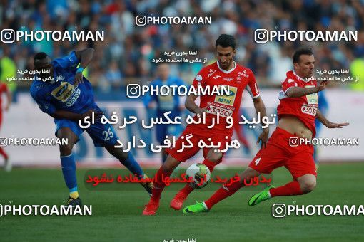 1069400, Tehran, Iran, لیگ برتر فوتبال ایران، Persian Gulf Cup، Week 25، Second Leg، Esteghlal 1 v 0 Persepolis on 2018/03/01 at Azadi Stadium