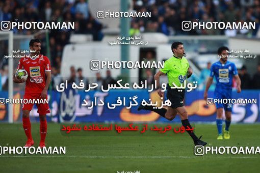 1069234, Tehran, Iran, لیگ برتر فوتبال ایران، Persian Gulf Cup، Week 25، Second Leg، Esteghlal 1 v 0 Persepolis on 2018/03/01 at Azadi Stadium
