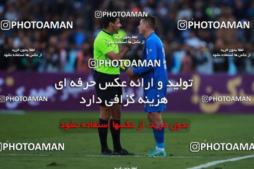 1069522, Tehran, Iran, لیگ برتر فوتبال ایران، Persian Gulf Cup، Week 25، Second Leg، Esteghlal 1 v 0 Persepolis on 2018/03/01 at Azadi Stadium