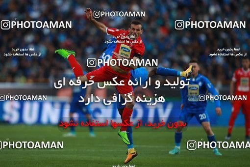 1069694, Tehran, Iran, لیگ برتر فوتبال ایران، Persian Gulf Cup، Week 25، Second Leg، Esteghlal 1 v 0 Persepolis on 2018/03/01 at Azadi Stadium
