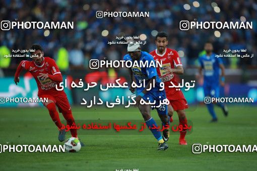 1069565, Tehran, Iran, لیگ برتر فوتبال ایران، Persian Gulf Cup، Week 25، Second Leg، Esteghlal 1 v 0 Persepolis on 2018/03/01 at Azadi Stadium