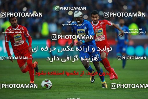 1069243, Tehran, Iran, لیگ برتر فوتبال ایران، Persian Gulf Cup، Week 25، Second Leg، Esteghlal 1 v 0 Persepolis on 2018/03/01 at Azadi Stadium