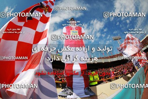 1069776, Tehran, Iran, لیگ برتر فوتبال ایران، Persian Gulf Cup، Week 25، Second Leg، Esteghlal 1 v 0 Persepolis on 2018/03/01 at Azadi Stadium
