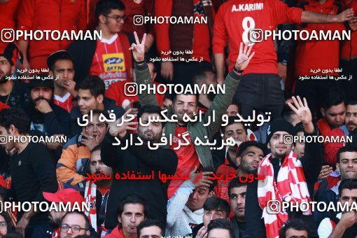 1024990, Tehran, Iran, لیگ برتر فوتبال ایران، Persian Gulf Cup، Week 25، Second Leg، Esteghlal 1 v 0 Persepolis on 2018/03/01 at Azadi Stadium