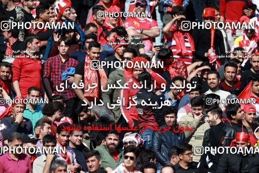 1025417, Tehran, Iran, لیگ برتر فوتبال ایران، Persian Gulf Cup، Week 25، Second Leg، Esteghlal 1 v 0 Persepolis on 2018/03/01 at Azadi Stadium