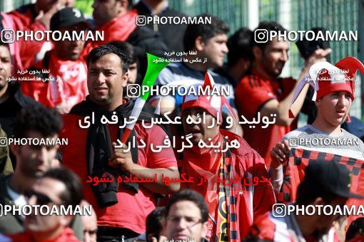 1024829, Tehran, Iran, لیگ برتر فوتبال ایران، Persian Gulf Cup، Week 25، Second Leg، Esteghlal 1 v 0 Persepolis on 2018/03/01 at Azadi Stadium
