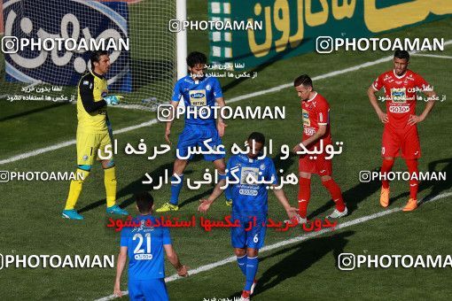 1025687, Tehran, Iran, لیگ برتر فوتبال ایران، Persian Gulf Cup، Week 25، Second Leg، Esteghlal 1 v 0 Persepolis on 2018/03/01 at Azadi Stadium