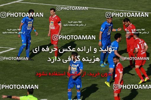 1025475, Tehran, Iran, لیگ برتر فوتبال ایران، Persian Gulf Cup، Week 25، Second Leg، Esteghlal 1 v 0 Persepolis on 2018/03/01 at Azadi Stadium