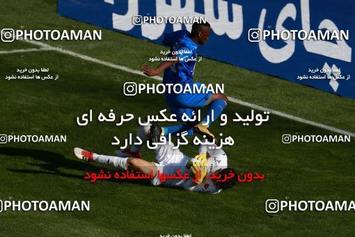 1025528, Tehran, Iran, لیگ برتر فوتبال ایران، Persian Gulf Cup، Week 25، Second Leg، Esteghlal 1 v 0 Persepolis on 2018/03/01 at Azadi Stadium