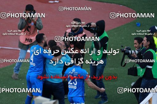 1024918, Tehran, Iran, لیگ برتر فوتبال ایران، Persian Gulf Cup، Week 25، Second Leg، Esteghlal 1 v 0 Persepolis on 2018/03/01 at Azadi Stadium