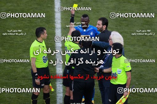1024984, Tehran, Iran, لیگ برتر فوتبال ایران، Persian Gulf Cup، Week 25، Second Leg، Esteghlal 1 v 0 Persepolis on 2018/03/01 at Azadi Stadium