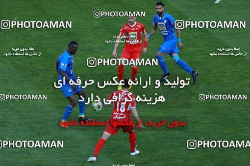 1025681, Tehran, Iran, لیگ برتر فوتبال ایران، Persian Gulf Cup، Week 25، Second Leg، Esteghlal 1 v 0 Persepolis on 2018/03/01 at Azadi Stadium
