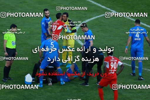 1024877, Tehran, Iran, لیگ برتر فوتبال ایران، Persian Gulf Cup، Week 25، Second Leg، Esteghlal 1 v 0 Persepolis on 2018/03/01 at Azadi Stadium
