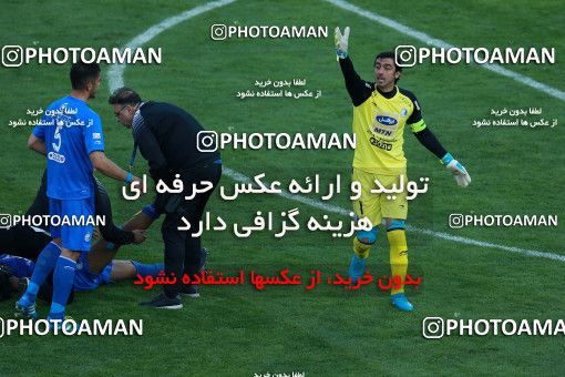 1025066, Tehran, Iran, لیگ برتر فوتبال ایران، Persian Gulf Cup، Week 25، Second Leg، Esteghlal 1 v 0 Persepolis on 2018/03/01 at Azadi Stadium