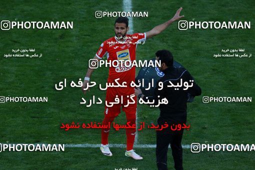1024989, Tehran, Iran, لیگ برتر فوتبال ایران، Persian Gulf Cup، Week 25، Second Leg، Esteghlal 1 v 0 Persepolis on 2018/03/01 at Azadi Stadium