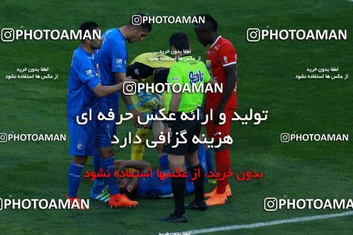 1025011, Tehran, Iran, لیگ برتر فوتبال ایران، Persian Gulf Cup، Week 25، Second Leg، Esteghlal 1 v 0 Persepolis on 2018/03/01 at Azadi Stadium