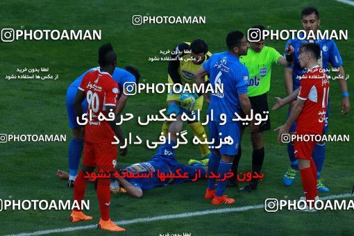1025426, Tehran, Iran, لیگ برتر فوتبال ایران، Persian Gulf Cup، Week 25، Second Leg، Esteghlal 1 v 0 Persepolis on 2018/03/01 at Azadi Stadium