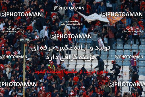 1025261, Tehran, Iran, لیگ برتر فوتبال ایران، Persian Gulf Cup، Week 25، Second Leg، Esteghlal 1 v 0 Persepolis on 2018/03/01 at Azadi Stadium