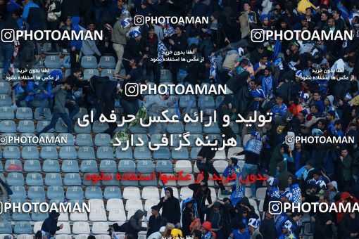 1025793, Tehran, Iran, لیگ برتر فوتبال ایران، Persian Gulf Cup، Week 25، Second Leg، Esteghlal 1 v 0 Persepolis on 2018/03/01 at Azadi Stadium
