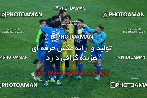 1024971, Tehran, Iran, لیگ برتر فوتبال ایران، Persian Gulf Cup، Week 25، Second Leg، Esteghlal 1 v 0 Persepolis on 2018/03/01 at Azadi Stadium