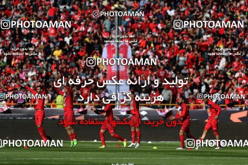 1021328, Tehran, Iran, لیگ برتر فوتبال ایران، Persian Gulf Cup، Week 25، Second Leg، Esteghlal 1 v 0 Persepolis on 2018/03/01 at Azadi Stadium