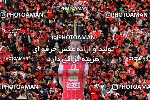 1021077, Tehran, Iran, لیگ برتر فوتبال ایران، Persian Gulf Cup، Week 25، Second Leg، Esteghlal 1 v 0 Persepolis on 2018/03/01 at Azadi Stadium