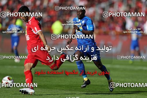 1021264, Tehran, Iran, لیگ برتر فوتبال ایران، Persian Gulf Cup، Week 25، Second Leg، Esteghlal 1 v 0 Persepolis on 2018/03/01 at Azadi Stadium