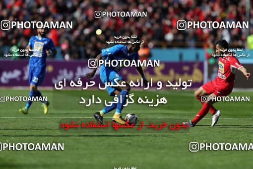 1021155, Tehran, Iran, لیگ برتر فوتبال ایران، Persian Gulf Cup، Week 25، Second Leg، Esteghlal 1 v 0 Persepolis on 2018/03/01 at Azadi Stadium