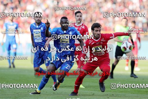 1021565, Tehran, Iran, لیگ برتر فوتبال ایران، Persian Gulf Cup، Week 25، Second Leg، Esteghlal 1 v 0 Persepolis on 2018/03/01 at Azadi Stadium
