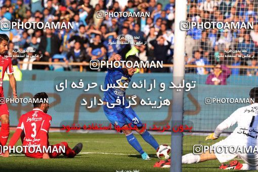1020947, Tehran, Iran, لیگ برتر فوتبال ایران، Persian Gulf Cup، Week 25، Second Leg، Esteghlal 1 v 0 Persepolis on 2018/03/01 at Azadi Stadium