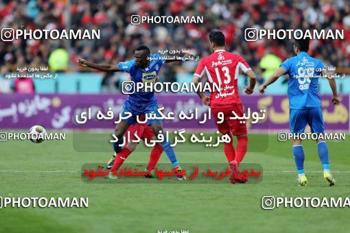 1021237, Tehran, Iran, لیگ برتر فوتبال ایران، Persian Gulf Cup، Week 25، Second Leg، Esteghlal 1 v 0 Persepolis on 2018/03/01 at Azadi Stadium