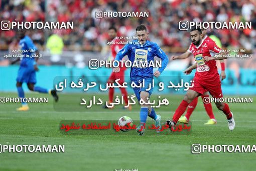 1021341, Tehran, Iran, لیگ برتر فوتبال ایران، Persian Gulf Cup، Week 25، Second Leg، Esteghlal 1 v 0 Persepolis on 2018/03/01 at Azadi Stadium