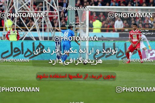 1021390, Tehran, Iran, لیگ برتر فوتبال ایران، Persian Gulf Cup، Week 25، Second Leg، Esteghlal 1 v 0 Persepolis on 2018/03/01 at Azadi Stadium
