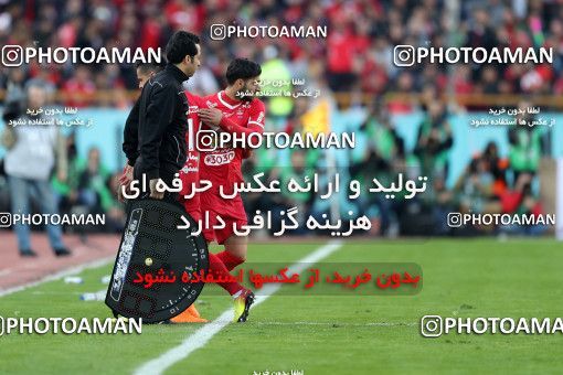 1021106, Tehran, Iran, لیگ برتر فوتبال ایران، Persian Gulf Cup، Week 25، Second Leg، Esteghlal 1 v 0 Persepolis on 2018/03/01 at Azadi Stadium
