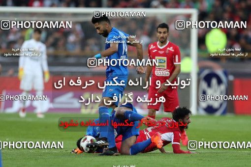 1021202, Tehran, Iran, لیگ برتر فوتبال ایران، Persian Gulf Cup، Week 25، Second Leg، Esteghlal 1 v 0 Persepolis on 2018/03/01 at Azadi Stadium